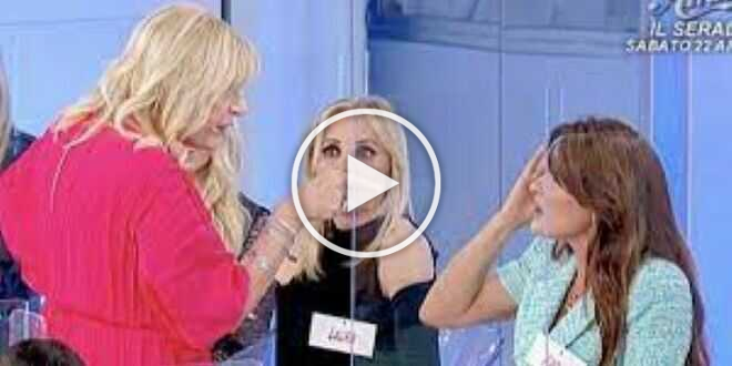 Uomini e donne, Gemma Galgani fuori di se: “Ti strappo tutti i capelli”