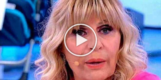 Uomini e Donne, Gemma Galgani snobbata da Maria De Filippi: la reazione della dama