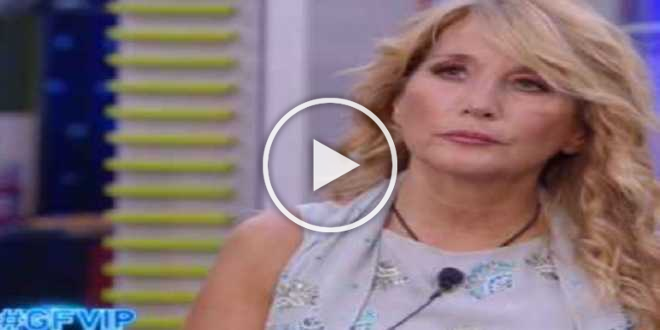 GF Vip 6, Alfonso Signorini non sopporta Jo Squillo? Lo sfogo della cantautrice