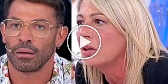 Uomini e Donne, Gianni Sperti affonda Aurora Tropea: “Il suo è un finto-perbenismo”