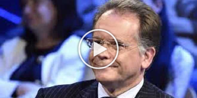 Uomini e Donne gossip, Cecchi Paone su Gemma Galgani: “Non so se reciti una parte”