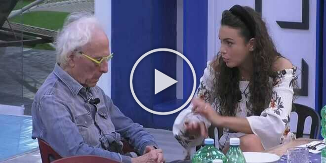 Grande Fratello 2023, grave insulto di Giampiero Mughini ad Angelica Baraldi: è il caos