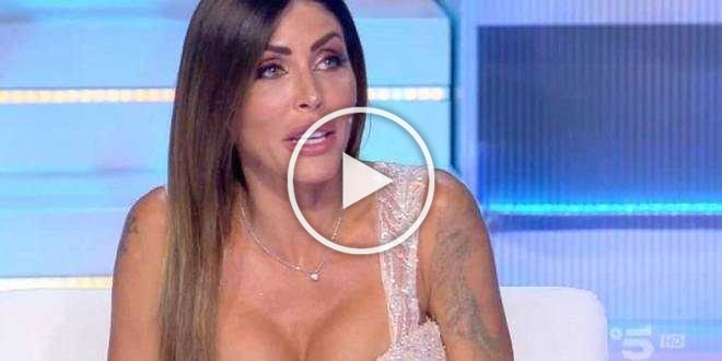 Isola dei Famosi, Guendalina Tavassi aggredita in stazione: “Vi auguro di morire presto”