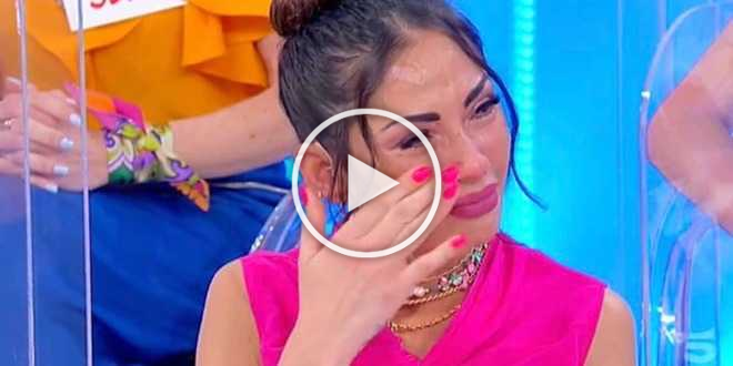 Uomini e Donne, Ida è già fidanzata: la dama smascherata in studio, Maria furiosa