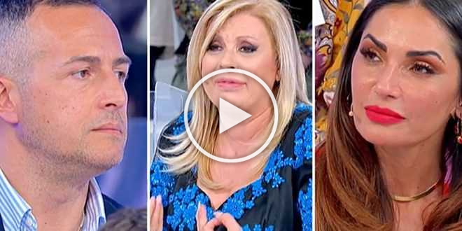 Uomini e Donne, Ida e Riccardo si riavvicinano: Tina è una furia