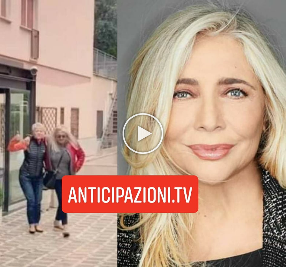 Incidente per Mara Venier: la conduttrice di Domenica In finisce in ospedale