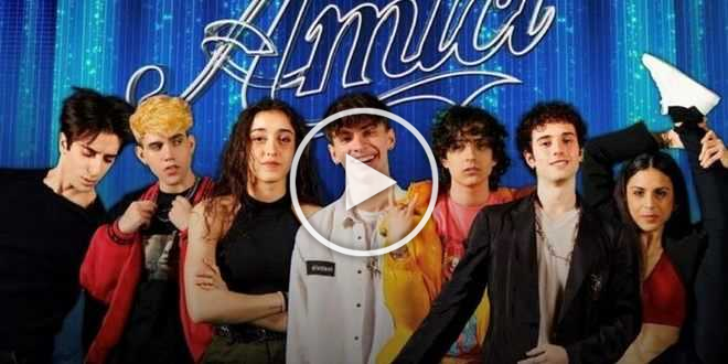 Un insegnante e un allievo di Amici hanno un flirt? I rumors