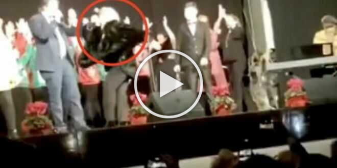 Grande Fratello Vip, Katia Ricciarelli cade sul palco