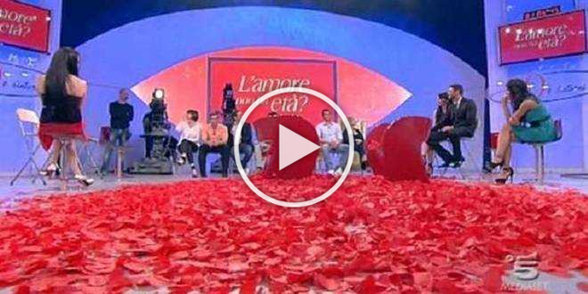 Uomini e Donne, ecco le 3 coppie più longeve del talk di Maria De Filippi