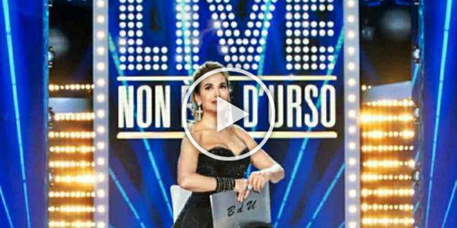 Live – Non è la d’Urso, puntata del 18-10-20: gli ospiti, le cinque sfere e una grande novità