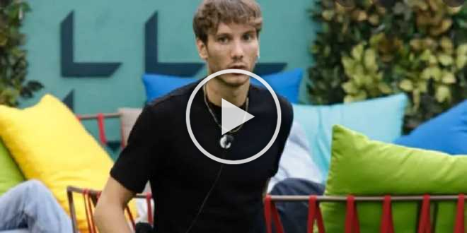 GF Vip 6: Manuel Bortuzzo pronuncia la n-word, ma Signorini fa finta di niente