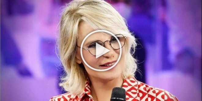 Maria De Filippi si è sottoposta alla chirurgia estetica? Ecco la verità