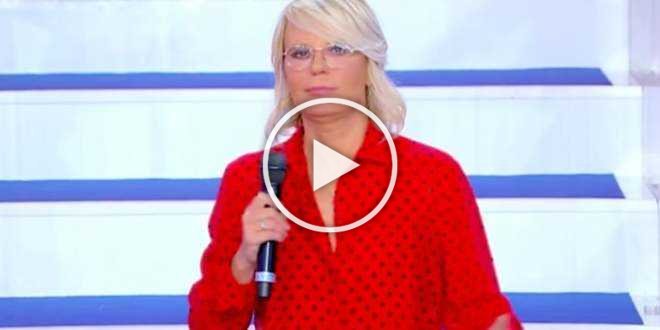 Maria De Filippi prende un’importante decisione: ecco cosa cambierà a Uomini e Donne