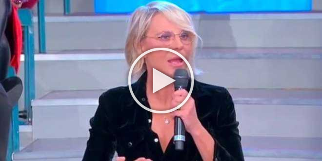 Uomini e Donne news, Maria De Filippi introduce l’ennesima nuova regola