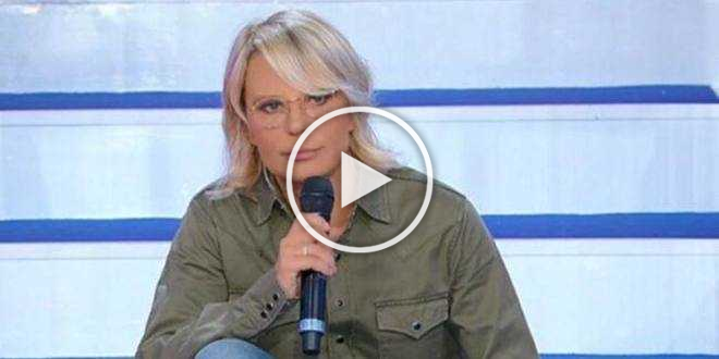Uomini e Donne anticipazioni, Maria De Filippi fa riconciliare una coppia