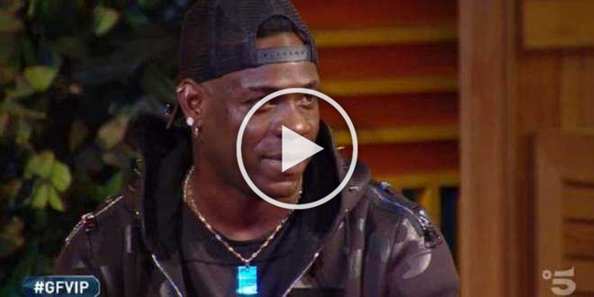 GF Vip 5, Mario Balotelli furibondo: “Italia rovinata dai deficienti”