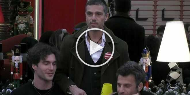 GF 2023, Massimiliano Varrese fa un discorso per il suo compleanno: rivolta sul web