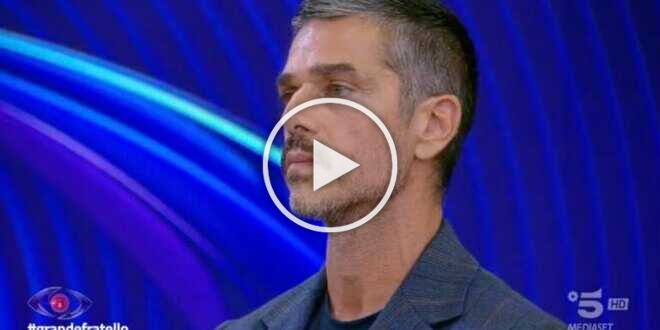 Lo sfogo di Massimiliano Varrese contro i giovani inquilini: discussioni e pianti