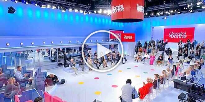Uomini e Donne anticipazioni, Mediaset cambia tutto: la decisione che non piacerà ai fan