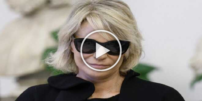 Morte Costanzo, patto tra Mediaset e Maria De Filippi: ecco i tagli nelle registrazioni