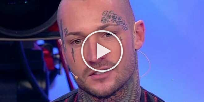 Morte Manuel Vallicella: un’ex gieffina si fa un tatuaggio in suo onore