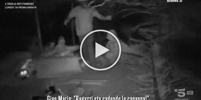 Panico all’Isola dei Famosi, una fortissima tempesta si abbatte sulla spiaggia: un naufrago ferito