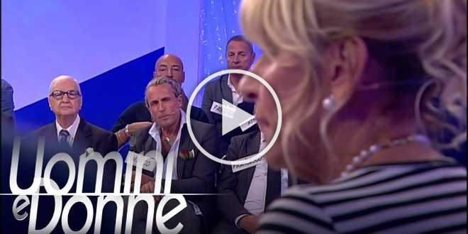 Uomini e Donne pilotato? La rivelazione di un’ex corteggiatrice