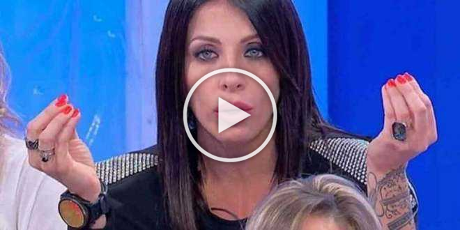 Uomini e Donne, piovono accuse gravissime su Valentina Autiero: lei si difende così
