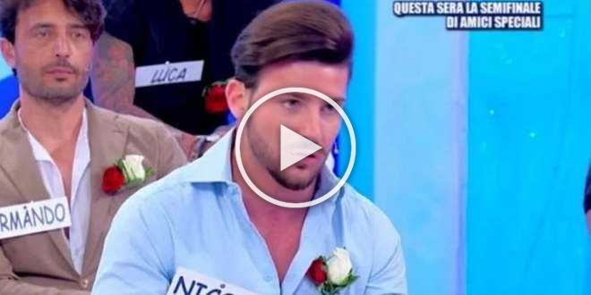 Uomini e Donne news, popolare dama del trono over smaschera Sirius: “Bugiardo!”