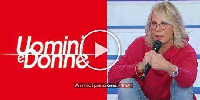 Anticipazioni Uomini e Donne, puntata venerdì 22 settembre 2023: scoppia la lite tra due dame del trono over