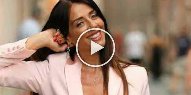 Uomini e Donne, Raffaella Mennoia e il rapporto speciale con Maria De Filippi