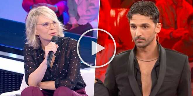 Amici, Raimondo Todaro isolato: Maria De Filippi taglia la lite ma non lo perdona