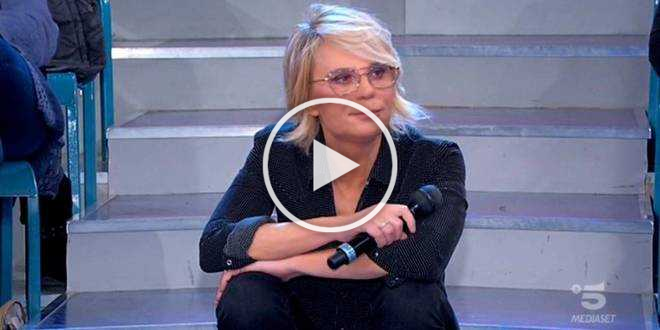 Uomini e Donne, anticipazioni registrazione 1-5-2021: sfuriata leggendaria di Maria De Filippi