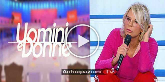 Anticipazioni Uomini e Donne, corteggiatrice perde le staffe: dice “no” alla scelta