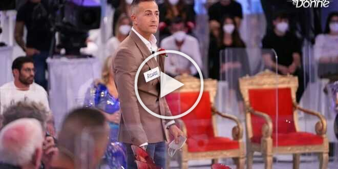 Uomini e Donne, anticipazioni registrazione trono classico over 15/11/2022: lacrime in studio