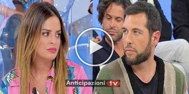 Anticipazioni Uomini e Donne, Roberta Di Padua dà il palo ad Alessandro Vicinanza e punta un altro cavaliere