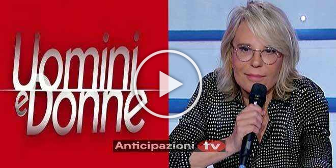 Anticipazioni Uomini e Donne, due coppie del trono over escono insieme dal programma