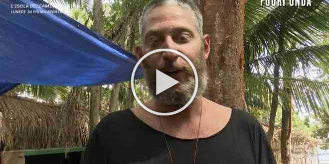 Isola dei Famosi, emergono i retroscena: “Edoardo Tavassi perdeva il lume della ragione”