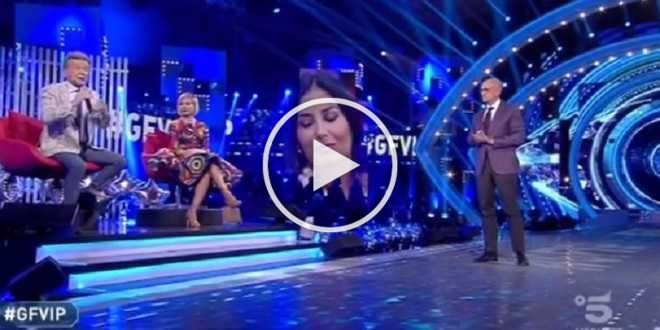 GF Vip 5, spunta il retroscena: Signorini voleva terminare l’edizione in estate?