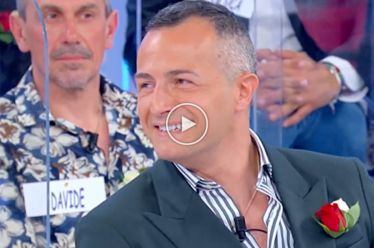 Uomini e Donne, Riccardo Guarnieri beccato con una donna: di chi si tratta