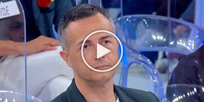 Uomini e Donne, Riccardo lancia una frecciatina a Ida?