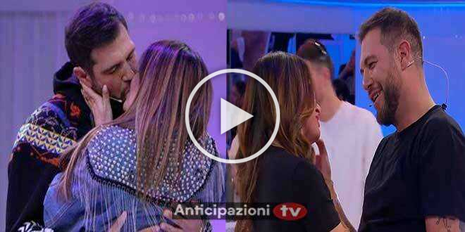 Roberta Di Padua e Alessandro Vicinanza: come stanno le cose dopo l’uscita da Uomini e Donne