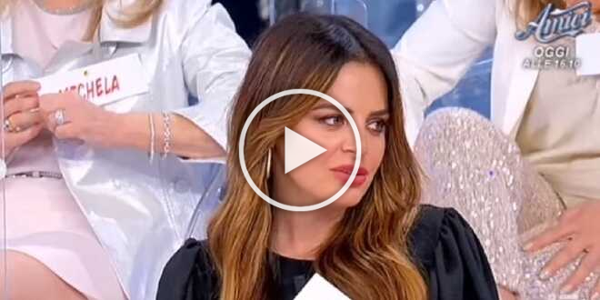 Uomini e Donne, Roberta Di Padua seduce Andrea: la reazione della tronista Nicole