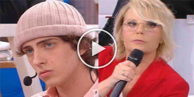 Sangiovanni e il suo pensiero su Maria De Filippi e il percorso vissuto ad Amici 20