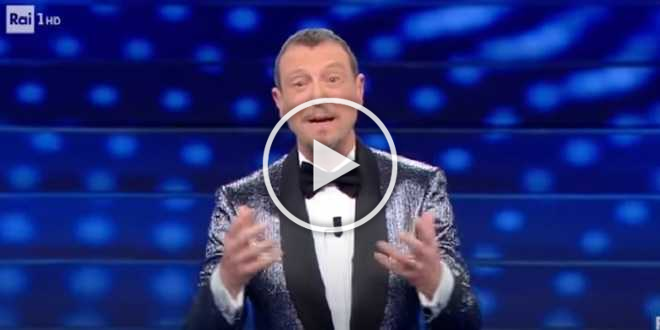 Sanremo 2021, Amadeus nella bufera: chiesto il rinvio del Festival