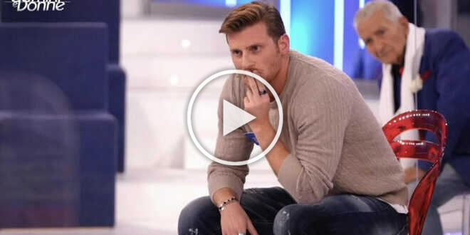 Uomini e Donne, nuova segnalazione su Alessio Corvino: con chi è stato avvistato