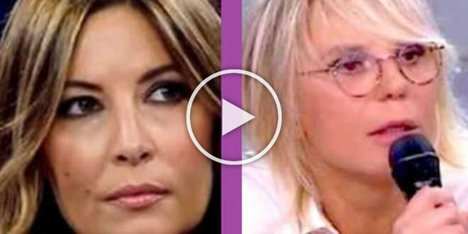 Selvaggia Lucarelli contro Uomini e donne: “Maria De Filippi come Ponzio Pilato”