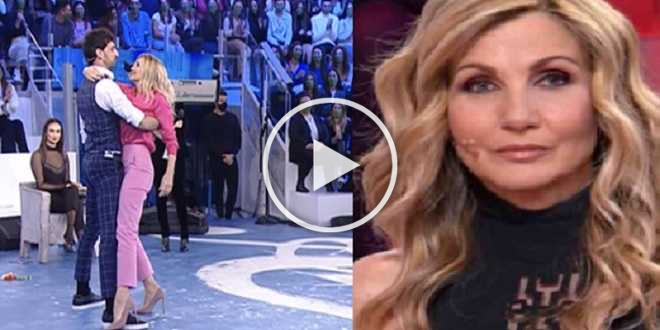 Serale di Amici 21, Lorella Cuccarini assente per l’infortunio?