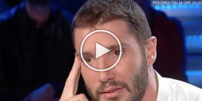 Stefano De Martino sbotta e parla del flirt con Mariana Rodriguez