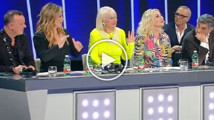 Tale e Quale Show: record di ascolti per la versione nip, ma qualcosa non quadra!